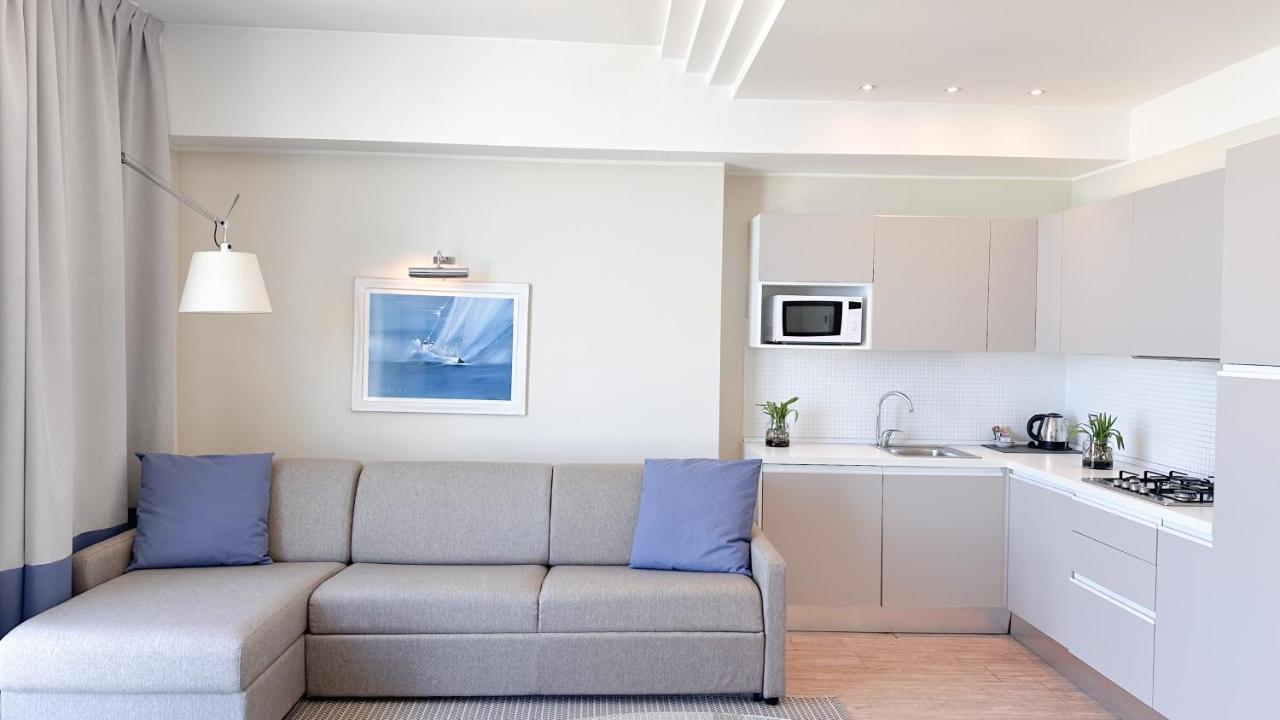 ריצ'יונה Residence Lungomare - Charming Apartments מראה חיצוני תמונה