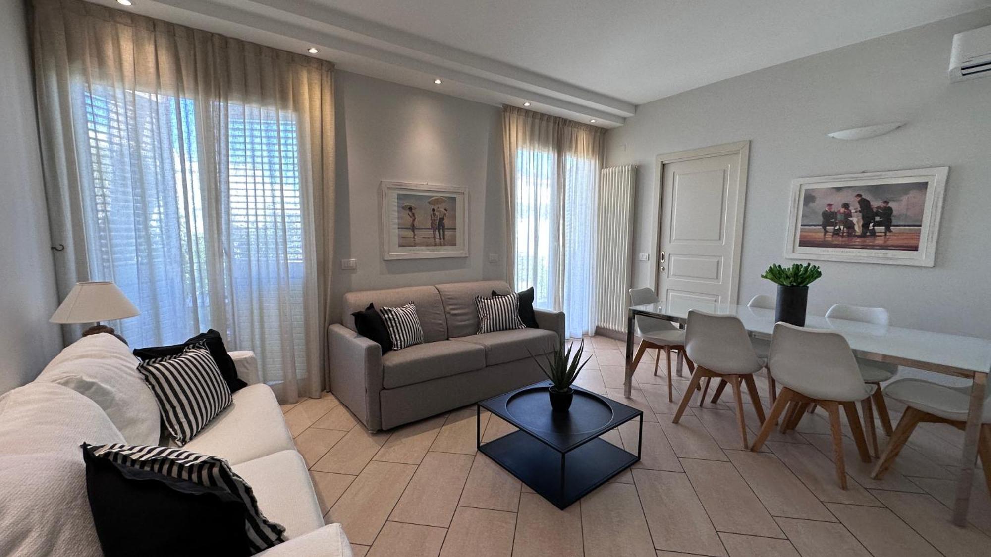 ריצ'יונה Residence Lungomare - Charming Apartments מראה חיצוני תמונה