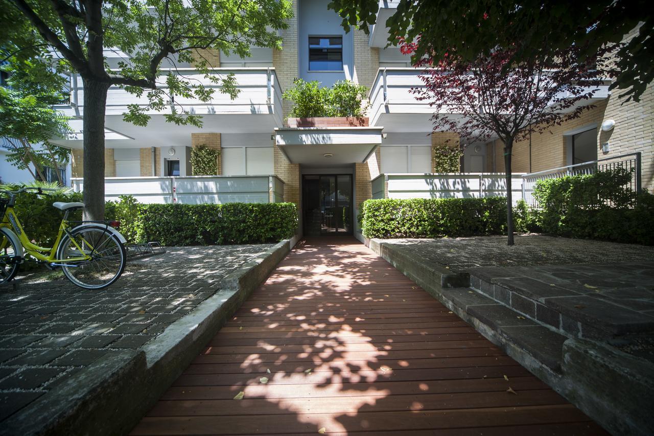 ריצ'יונה Residence Lungomare - Charming Apartments מראה חיצוני תמונה
